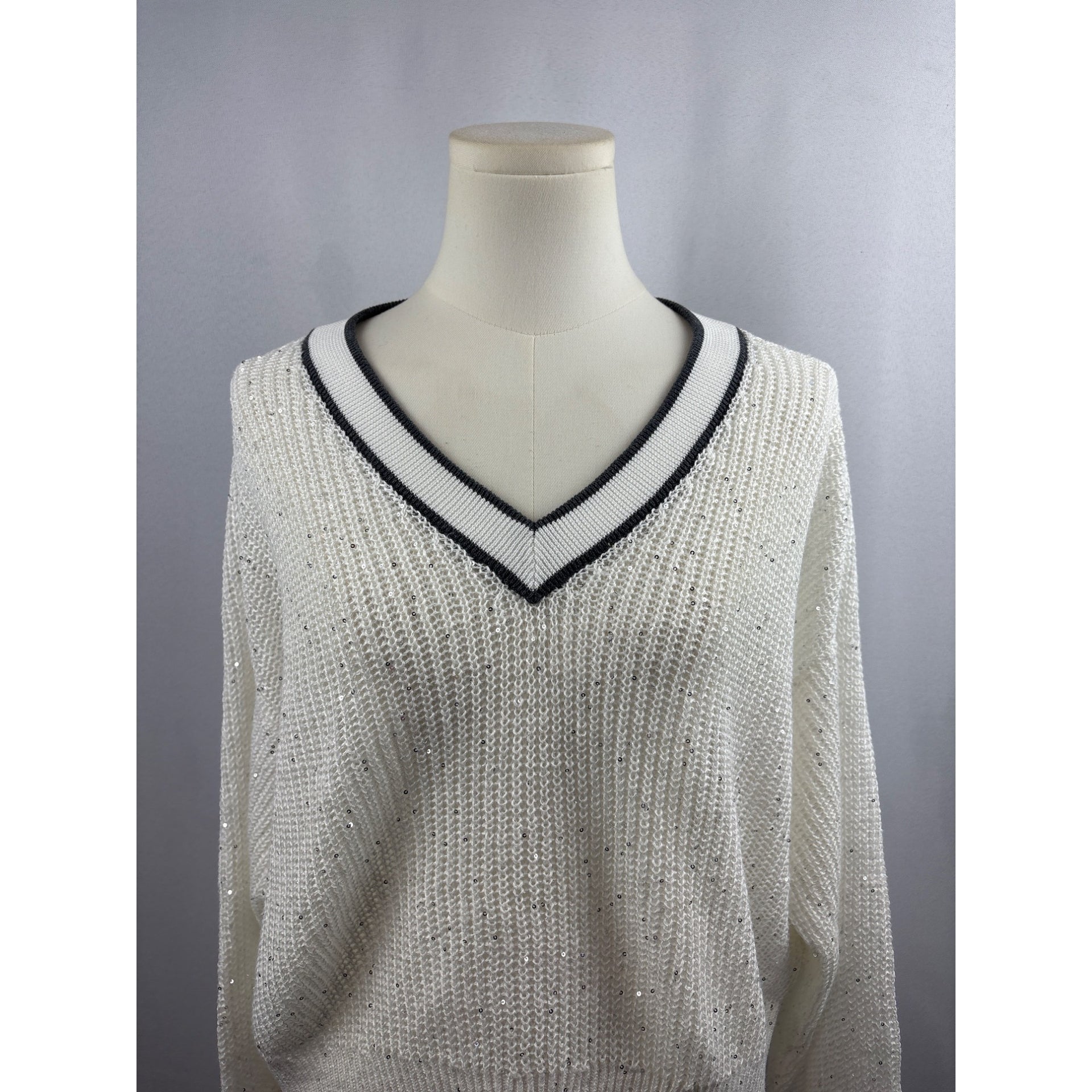 Brand New Women’s Brunello Cucinelli XS Cream Sweater with Silver Sparkles