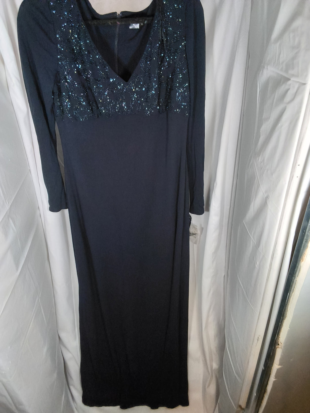 NWT Vintage Rimini Black Sequin V Neck Long Sleeve Formal Maxi Gown Size 12