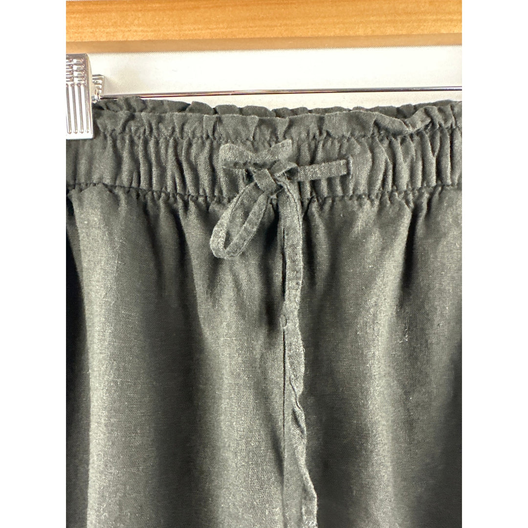 Women’s Gap Jet Black Linen Shorts Size L
