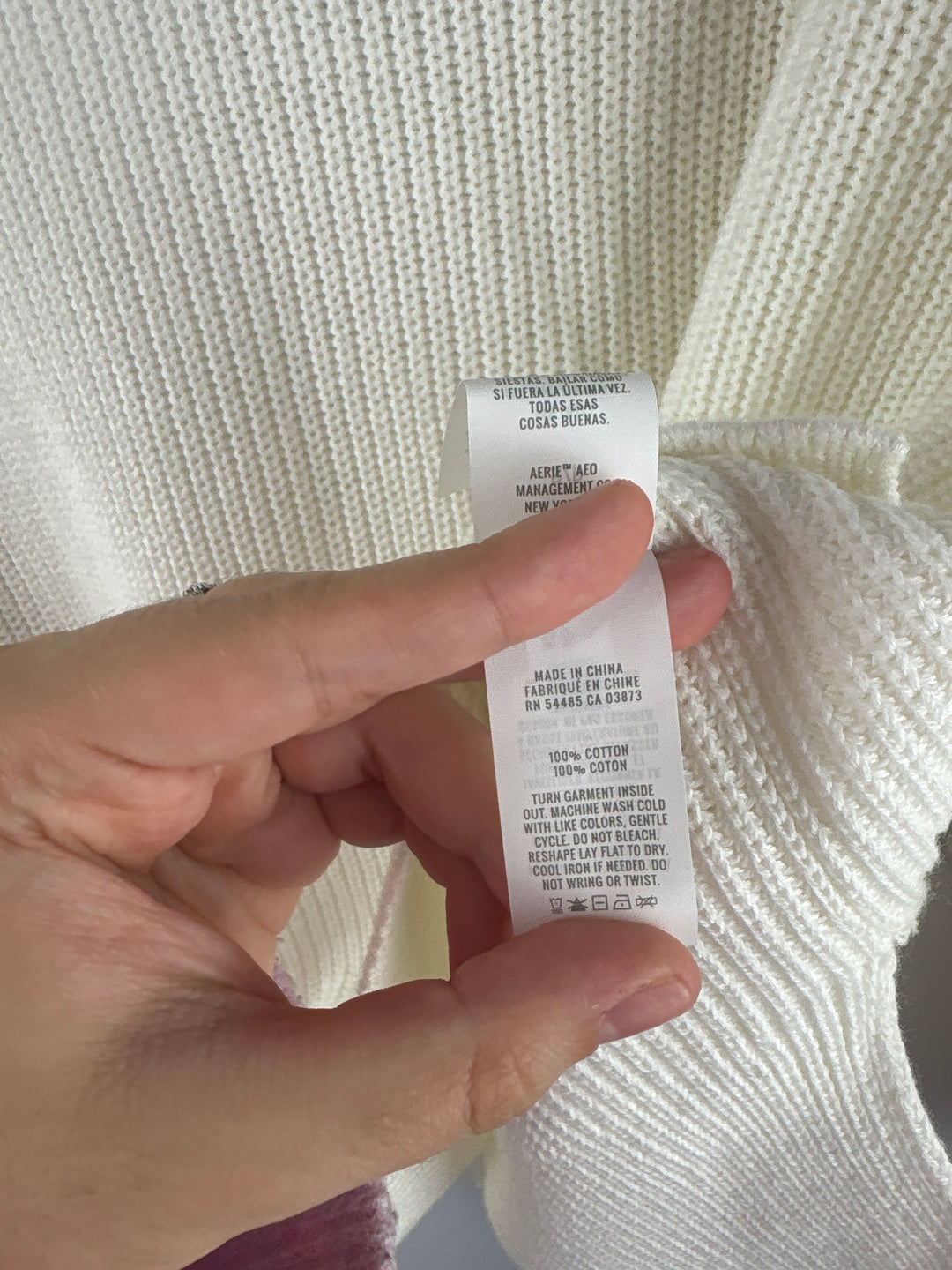 Women’s Aerie Small Cream Crewneck Sweater