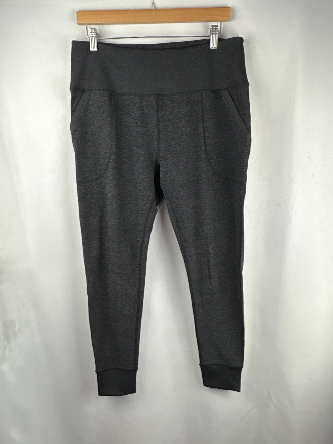 Women’s Zella XL Dark Gray Yoga Pants