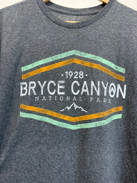 Bryce Canyon National Park Graphic Tee Gray Fits Like XL