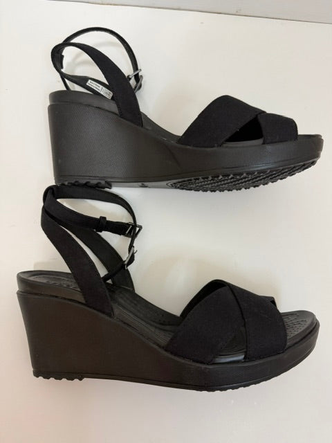 Crocs Leigh II Wedge Sandals Black Sz10 NWOT