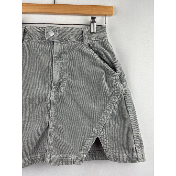 Women’s Pilcro Size 2 Light Grey Corduroy Mini Skirt