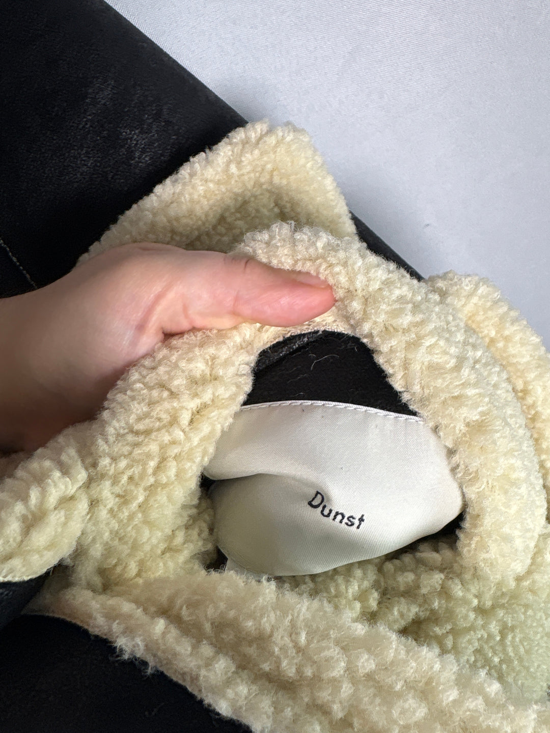 Dunst Unisex Small Reversible Black &amp; Cream Shearling Jacket