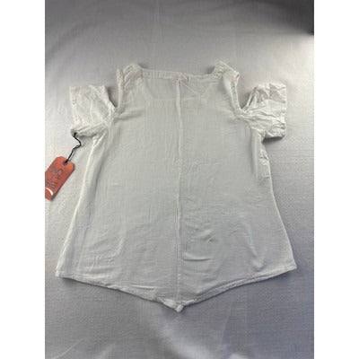 Women’s Oh My Gauze! Size 2X White Short Sleeved Blouse.