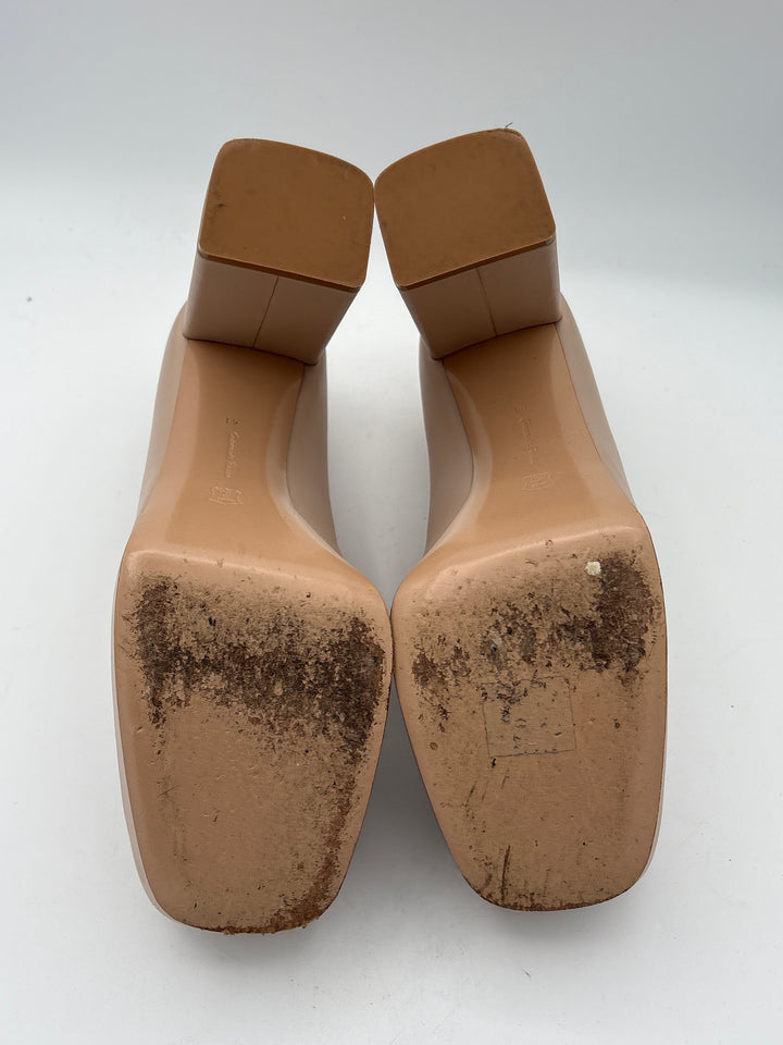 Gianvito Rossi Women Beige Leather Block Heel Loafers Size 10