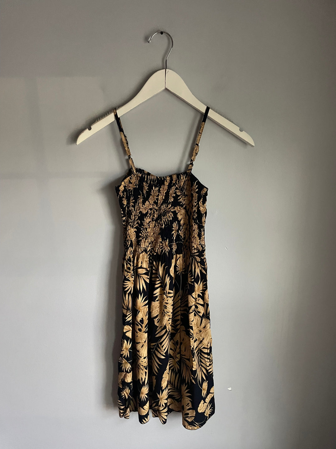 Black Brown Moody Floral Sundress Spaghetti Strap Tropical Resort vacation XS