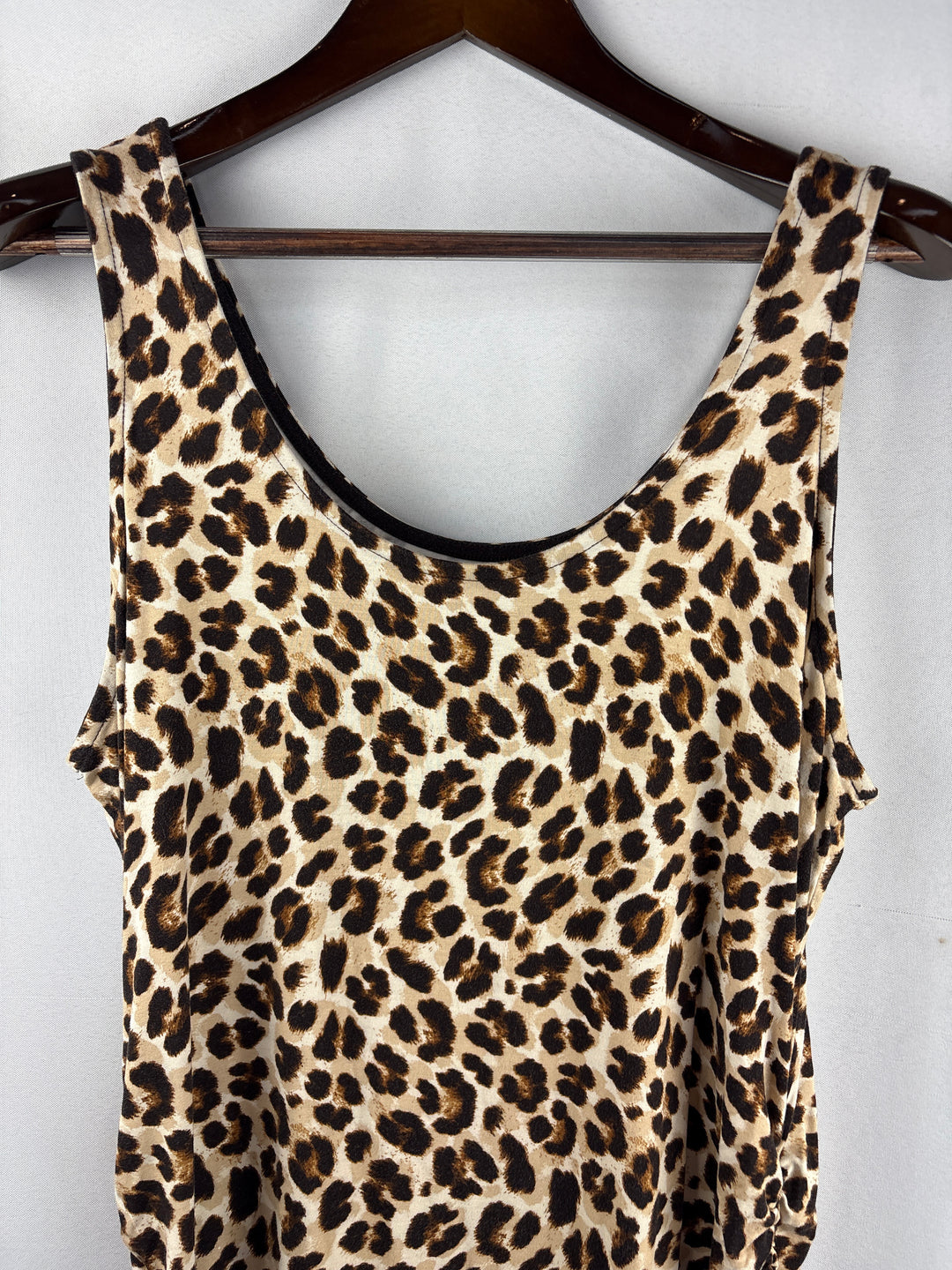 Women’s Torrid Size 2 Leopard Print Tank Blouse