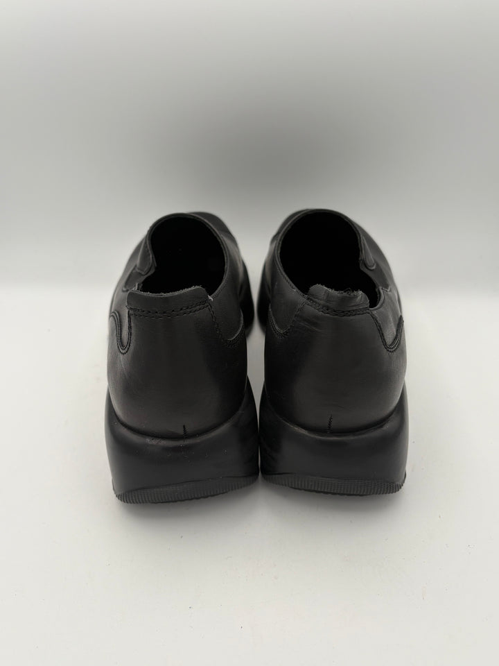 Women’s Dansko Size 8 Black Leather Slip On Espadrilles