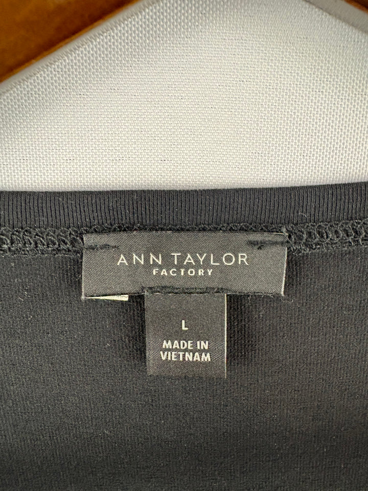 Women’s Ann Taylor Factory Large Black 3/4 Sleeve Blouse