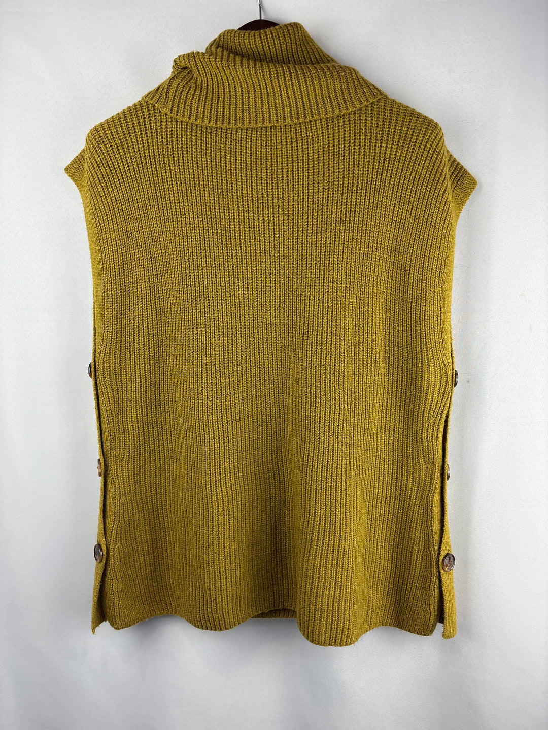 Women’s Ulla Popken Size 16/18 Dark Yellow Sleeveless Sweater