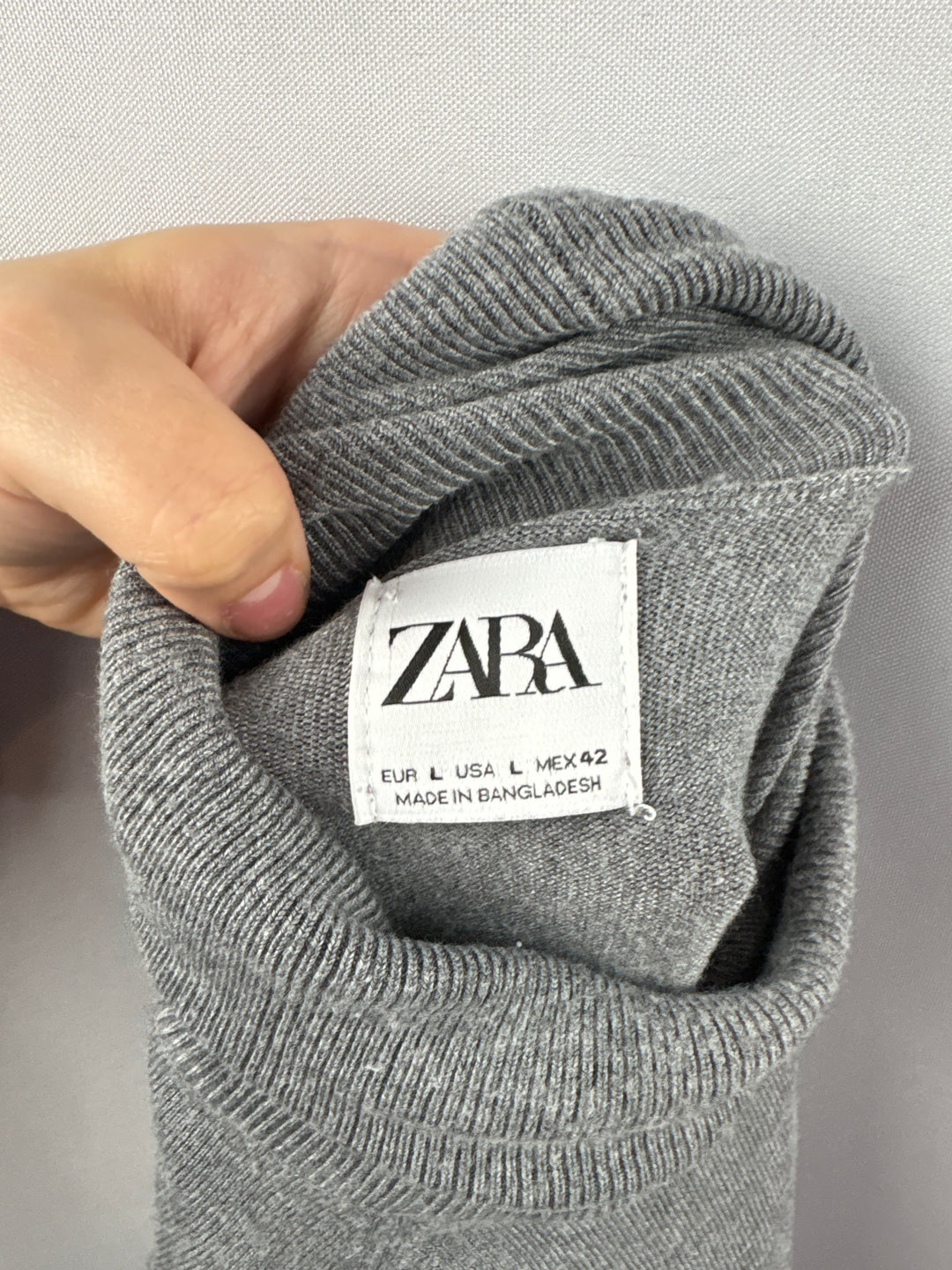 Women’s Zara Large Stone Gray Turtleneck Sweater
