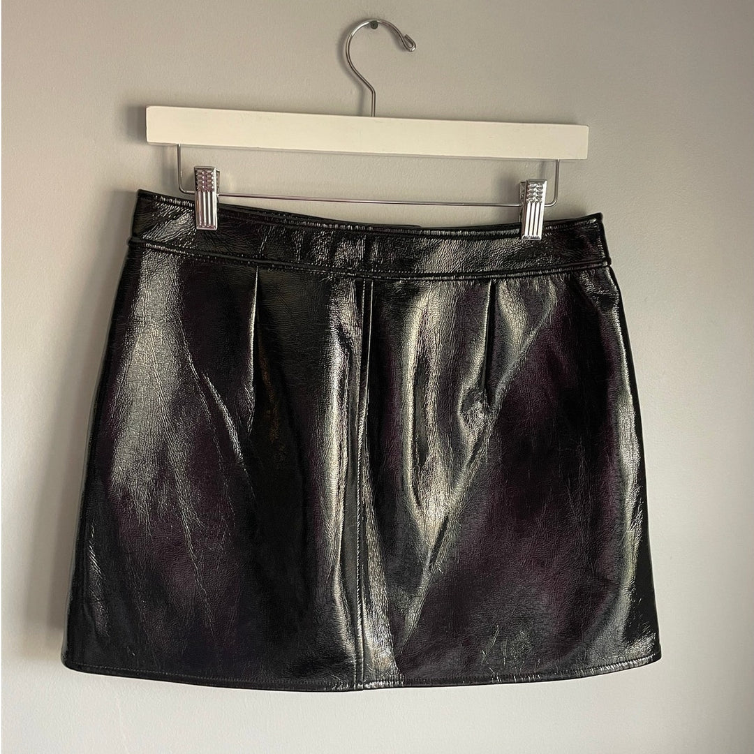 MICHAEL Michael Kors Black Faux Leather Mini Skirt Size 8 Lined 90s Vamp Pockets