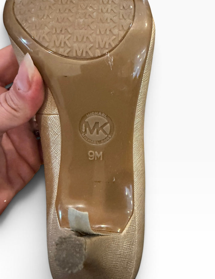 Michael Kors Champagne Gold Pointed Toe Pumps Size 9M Metallic Kitten Heels
