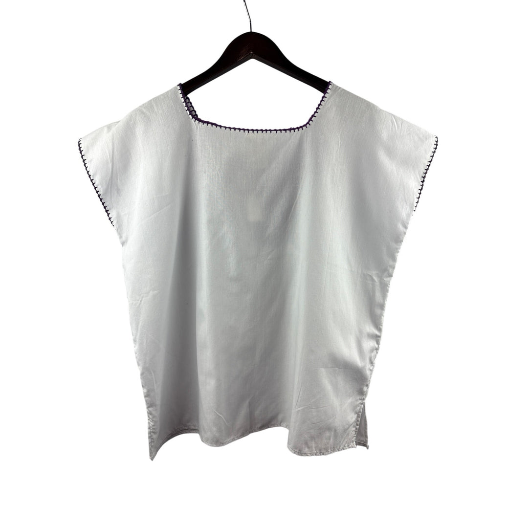 Women’s El Interior Large White Short Sleeve Blouse w/ Purple Embroidery