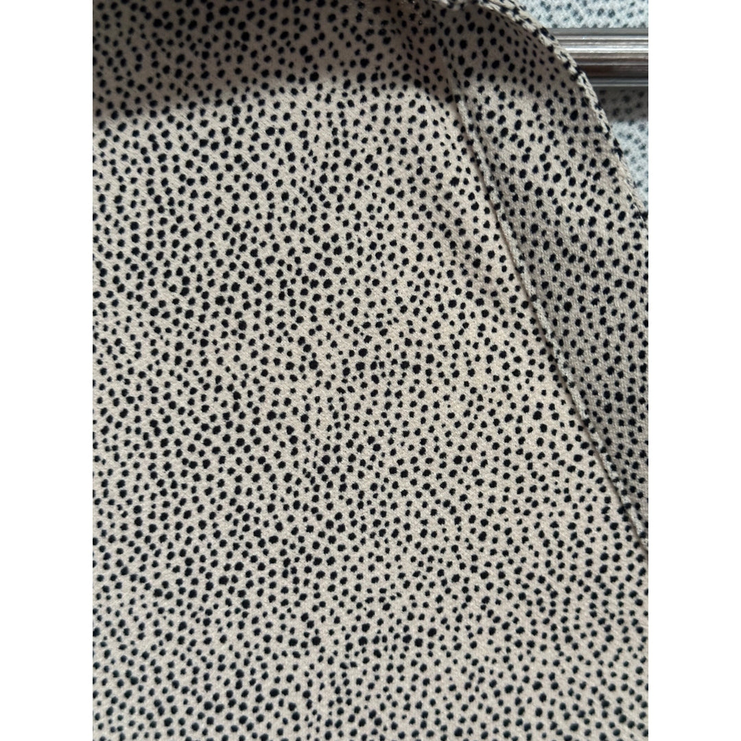 Women’s Adrianna Papell Size L Tan and Black Dotted Blouse