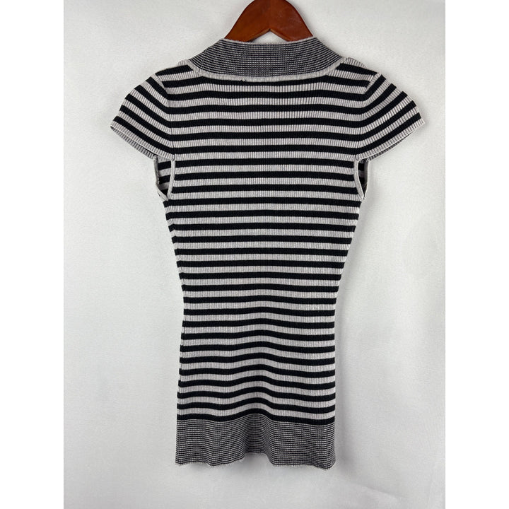 Rue21 Womens Striped Ribbed V-Neck Top Size M