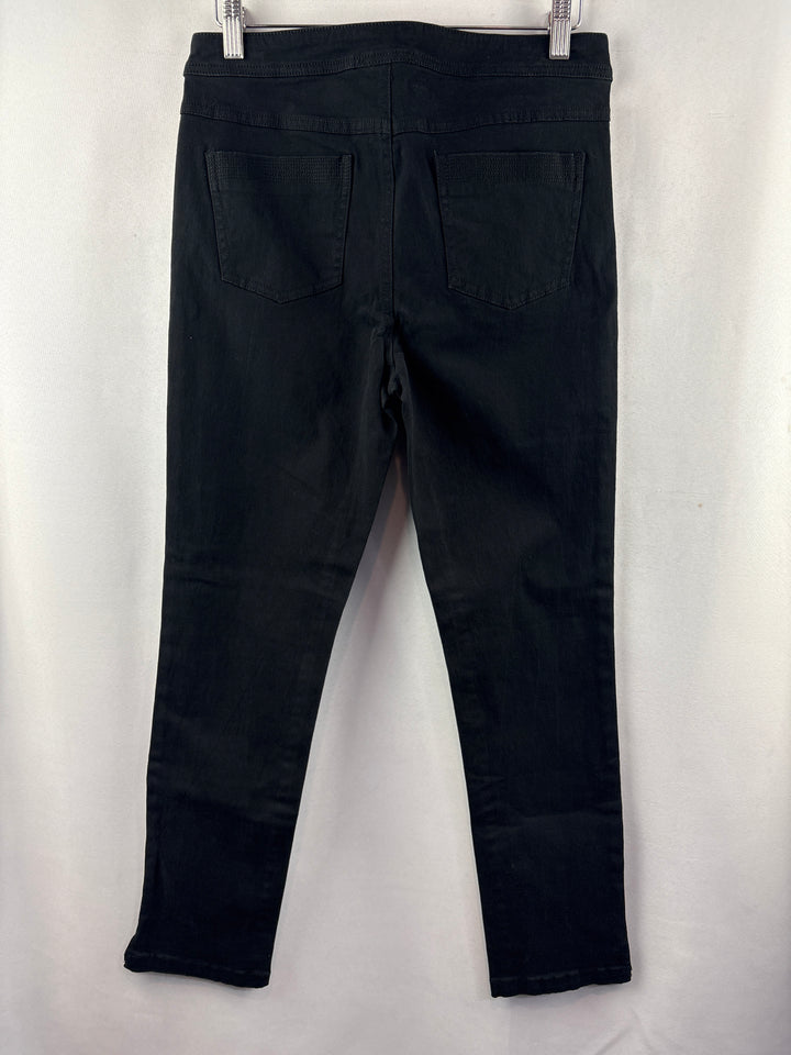 Women’s Tribal Size 2 Black Skinny Jeggings