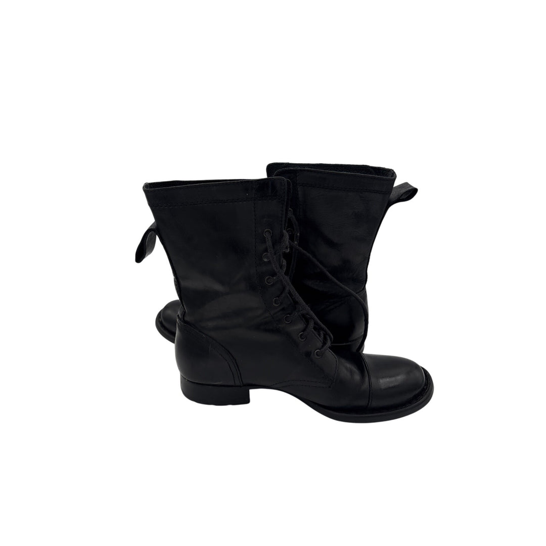 Women’s Bòrn Size 7 Black Patent Leather Combat Boot