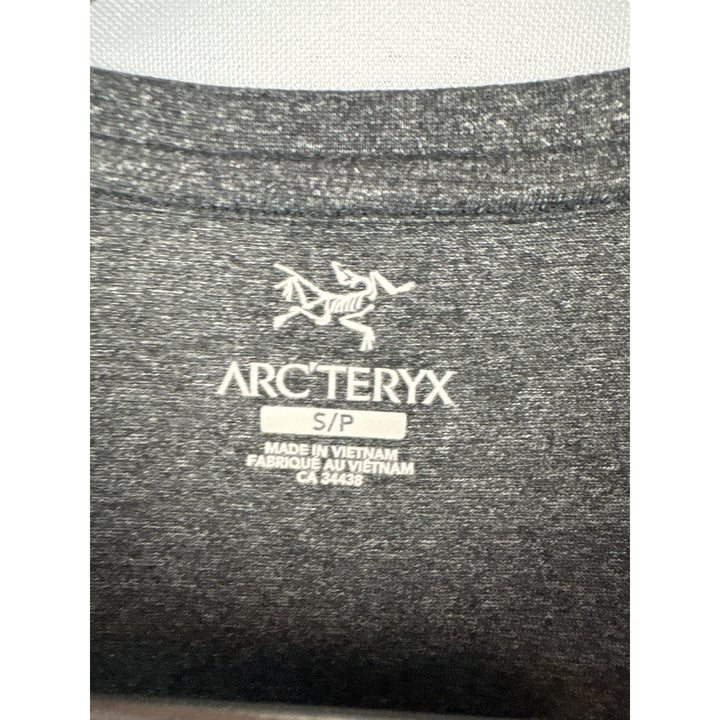 Women’s Arc’Teryx Small Dark Grey Long Sleeve Sports Shirt
