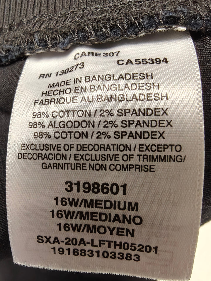 Womens Lee Flex To Go Cargo Capri Pants Black Size 16W NWT