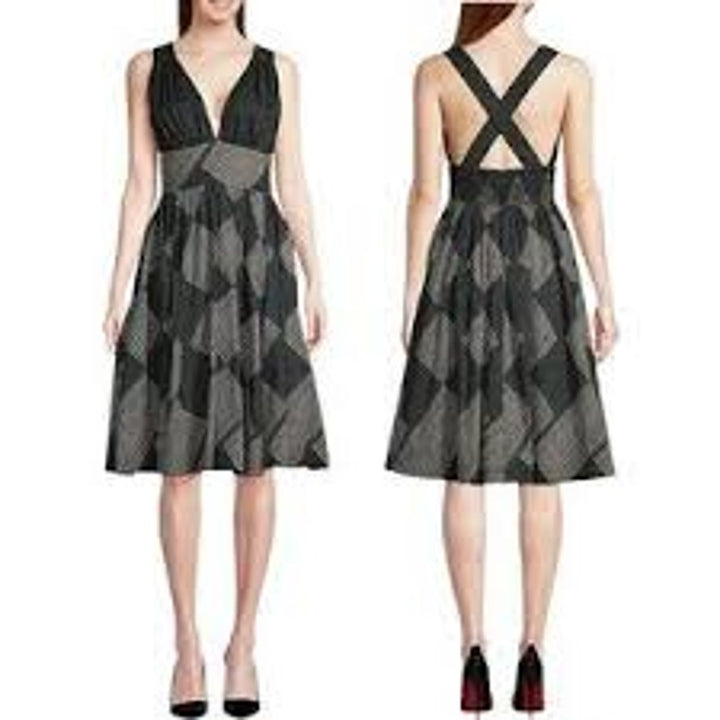 Hope for Flowers by Tracy Reese Black Art to Wear V neck tea dress fit and flare size Small