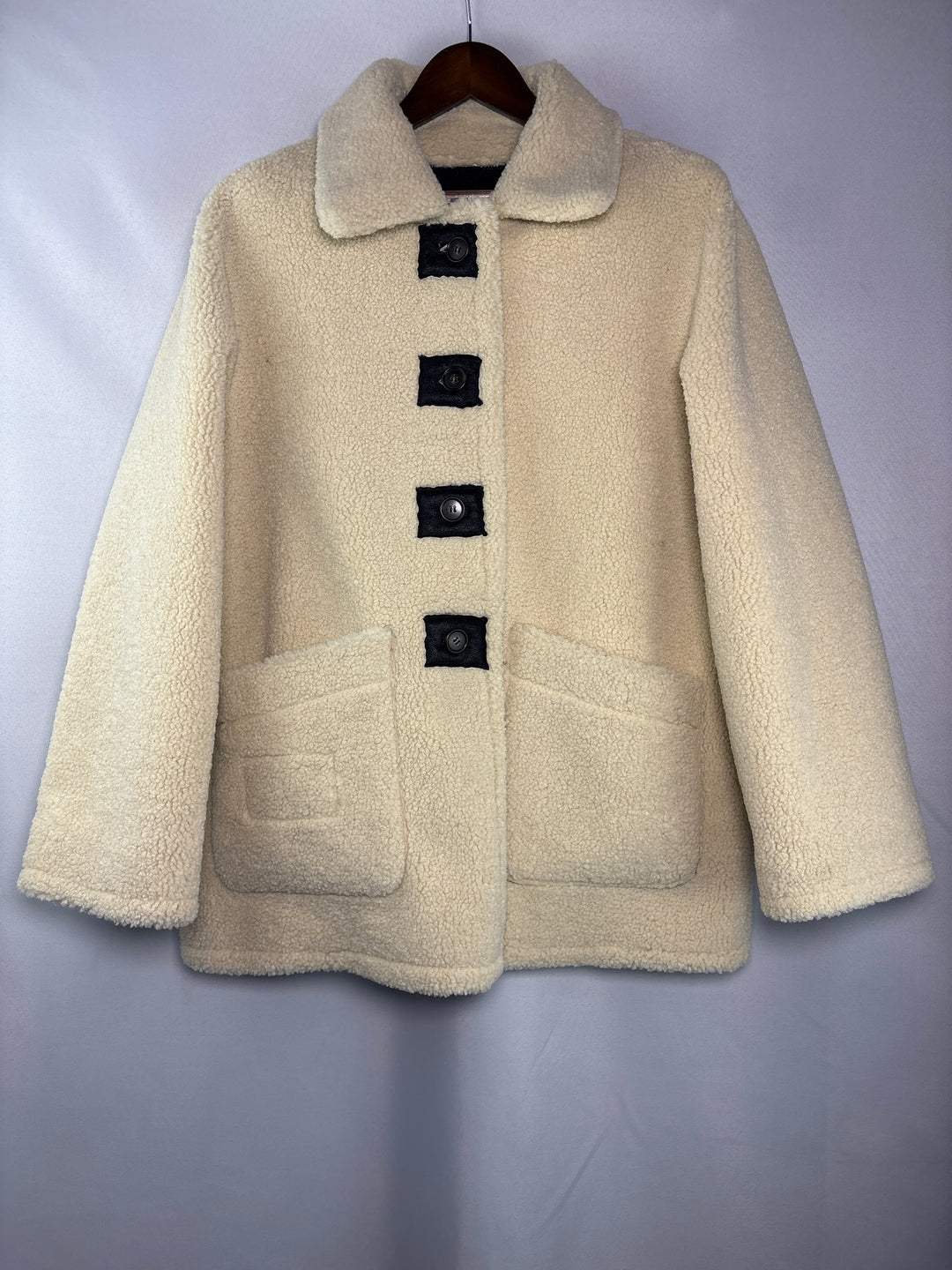 Dunst Unisex Small Reversible Black &amp; Cream Shearling Jacket