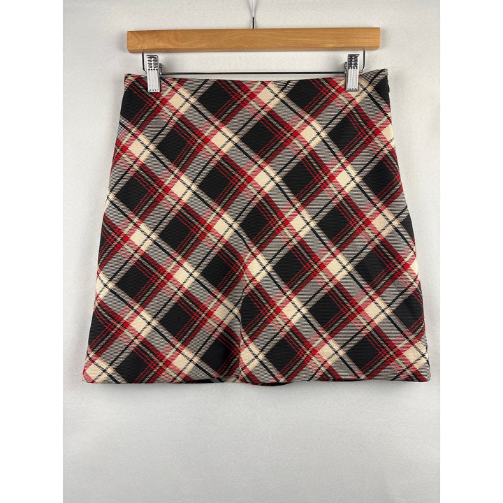 Women’s H&M Size 6 Red, Cream, & Black Plaid Skirt