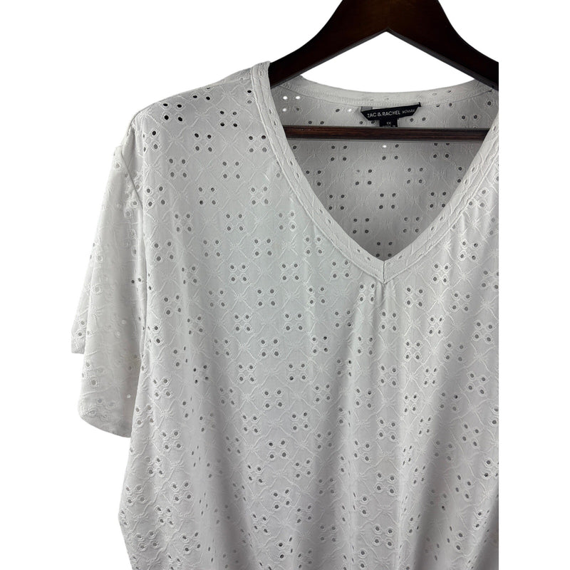 Women’s Zac & Rachel 1X White Waffle Cutout Patterned T-Shirt