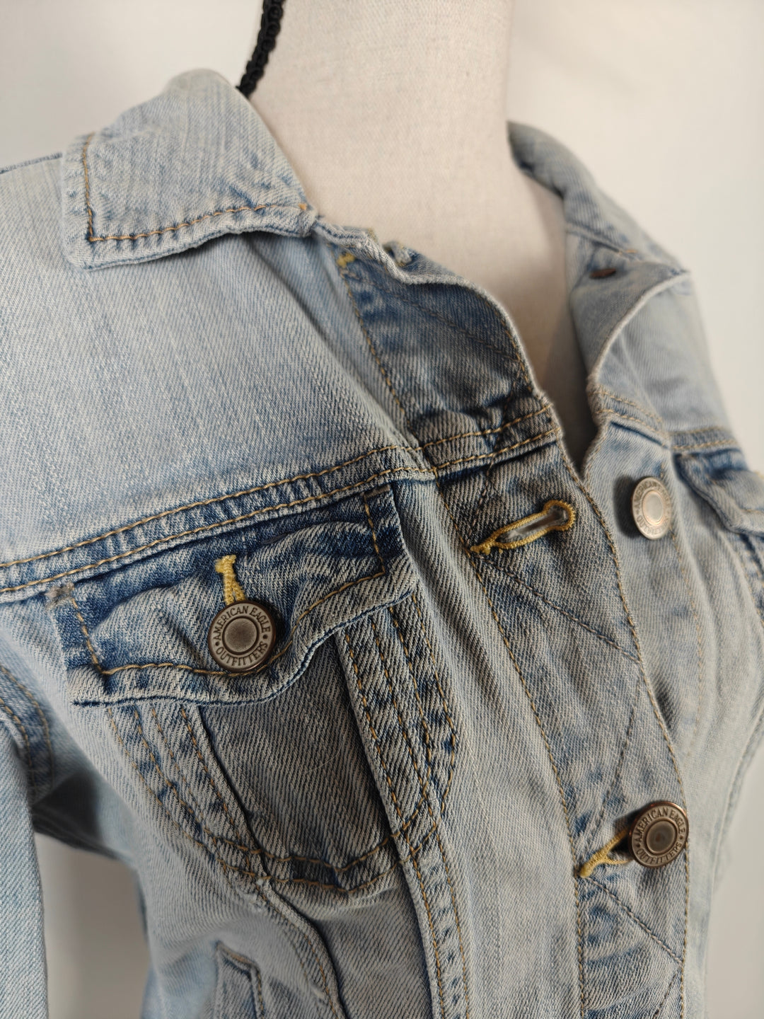 Womens American Eagle Denim Jacket Light Blue Medium Aztec Back Panel