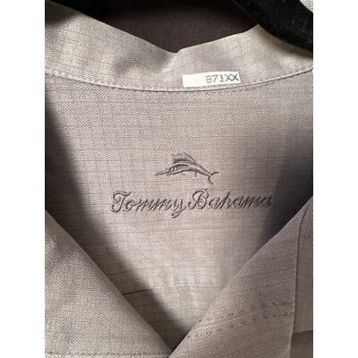 Men’s Tommy Bahama short sleeve gray button down shirt size M
