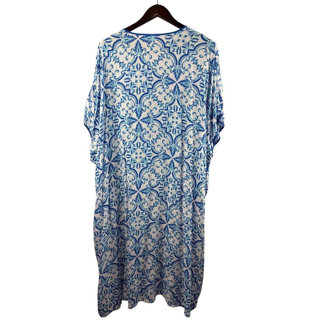 Women’s JoySpun XL White w/ Blue Paisley Patterned MuuMuu