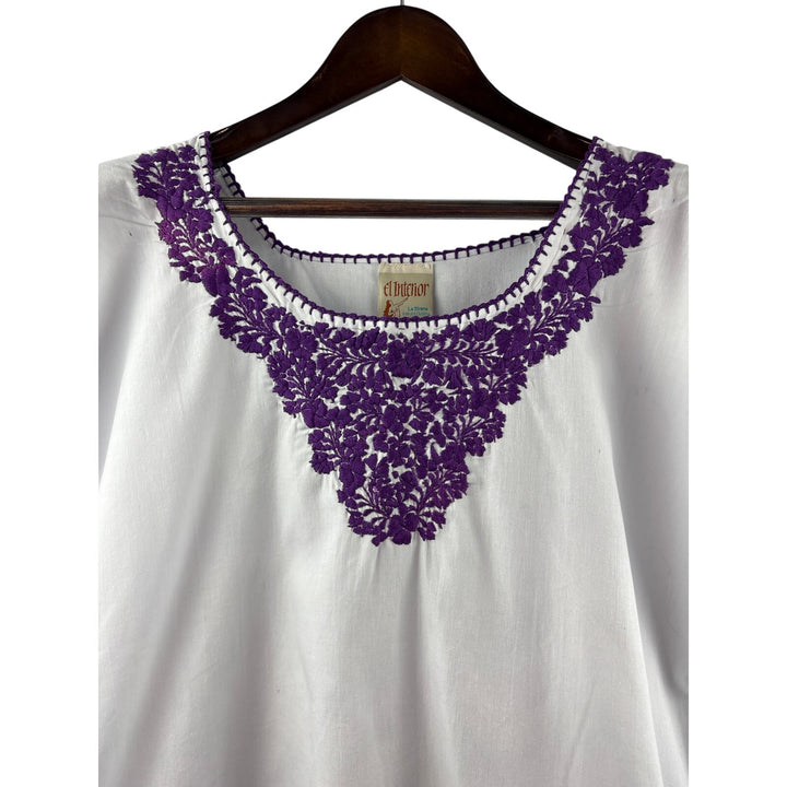 Women’s El Interior Large White Short Sleeve Blouse w/ Purple Embroidery