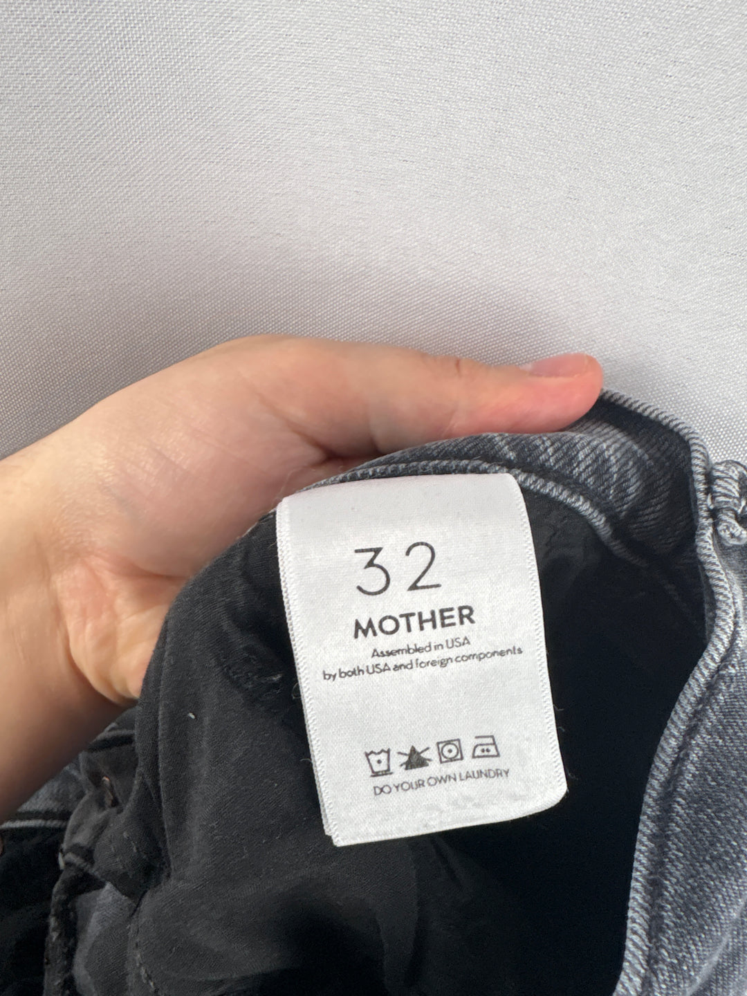 Women’s Mother Size 32 Light Gray Straight Leg Jeans