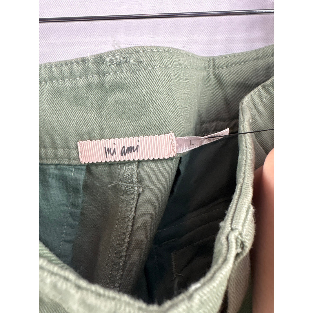 Women’s Mi Ami Francesca’s Large Leaf Green Cargo Pants w/ Floral Embroidery
