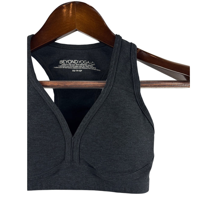 Women’s Beyond Yoga XS Black Sports Bra