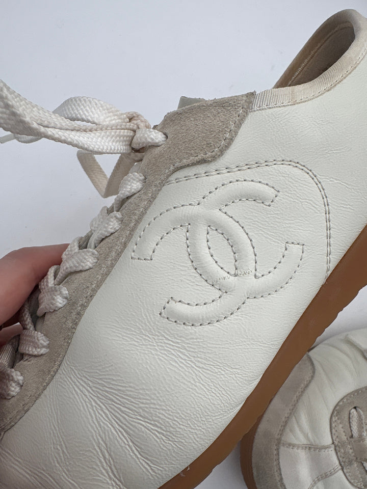Women Chanel Cream Genuine Leather Suede Sneakers Size 8.5