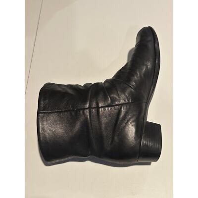 Women's Munro Slouch Pull on Booties Black Soft Leather Size 5.5