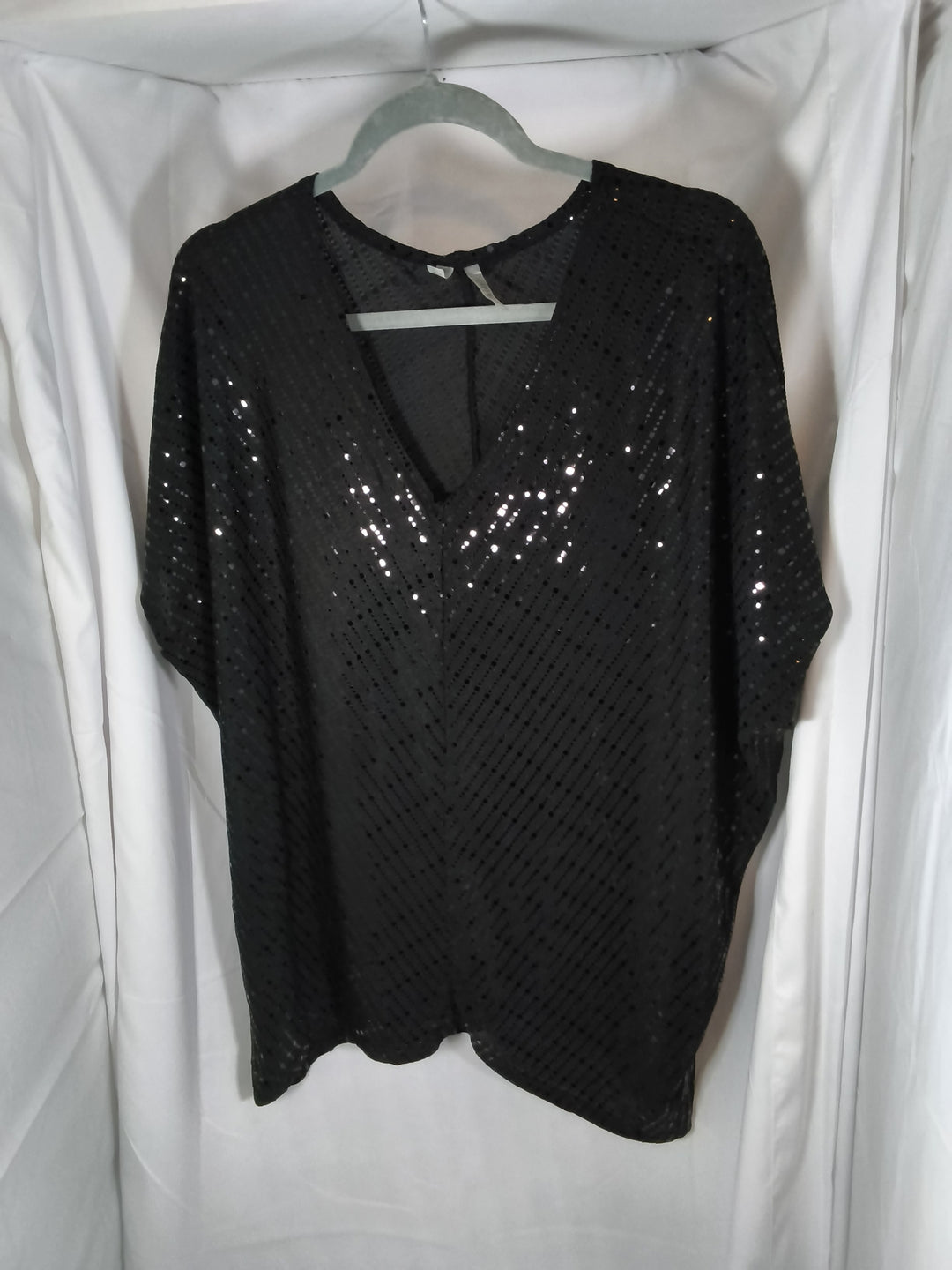 Silverwear Black Sequin V Neck Short Sleeve Party Blouse