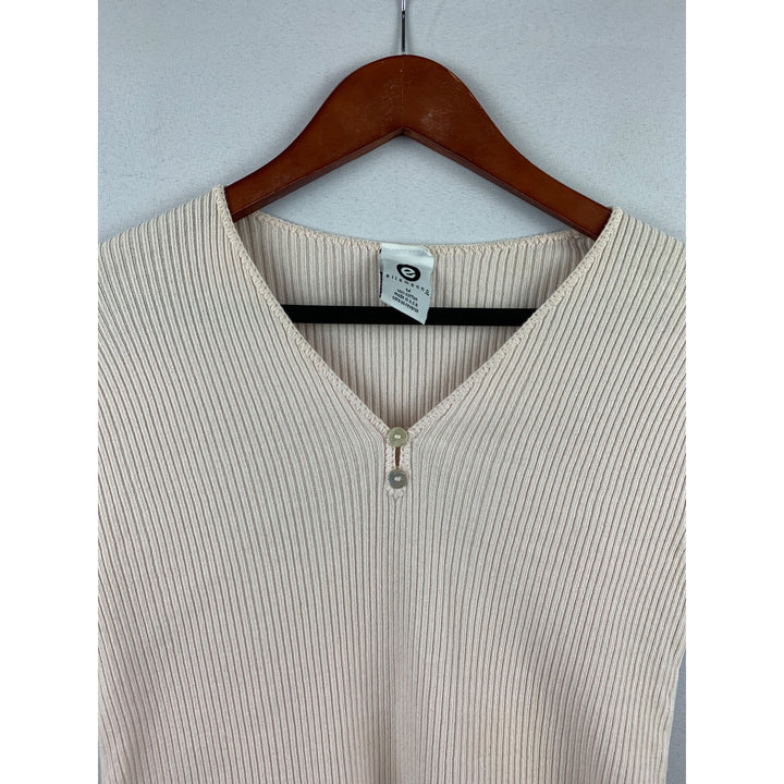 Ribbed Short-Sleeve V-Neck Beige Top With Pearl Button Detail