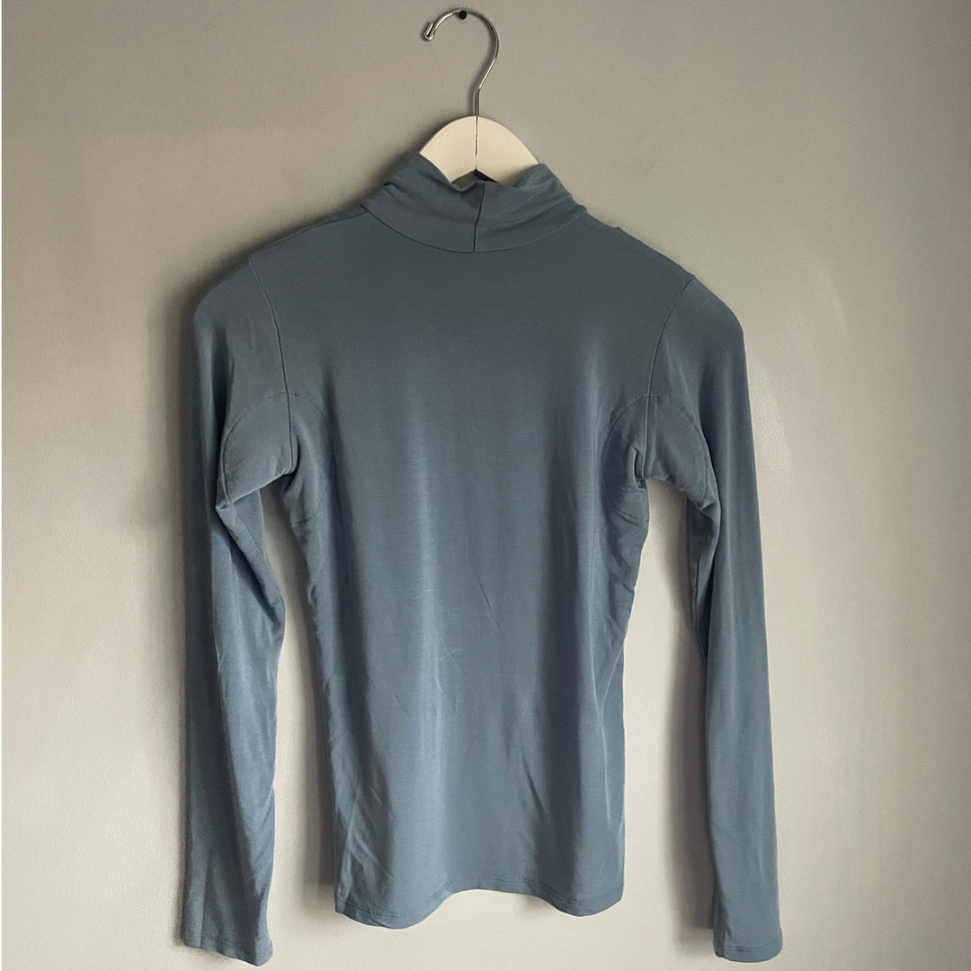 Numi Consciously Kind Tencel Lycra Turtleneck Blue Shirt Sweatproof Undershirt Small Base Layer