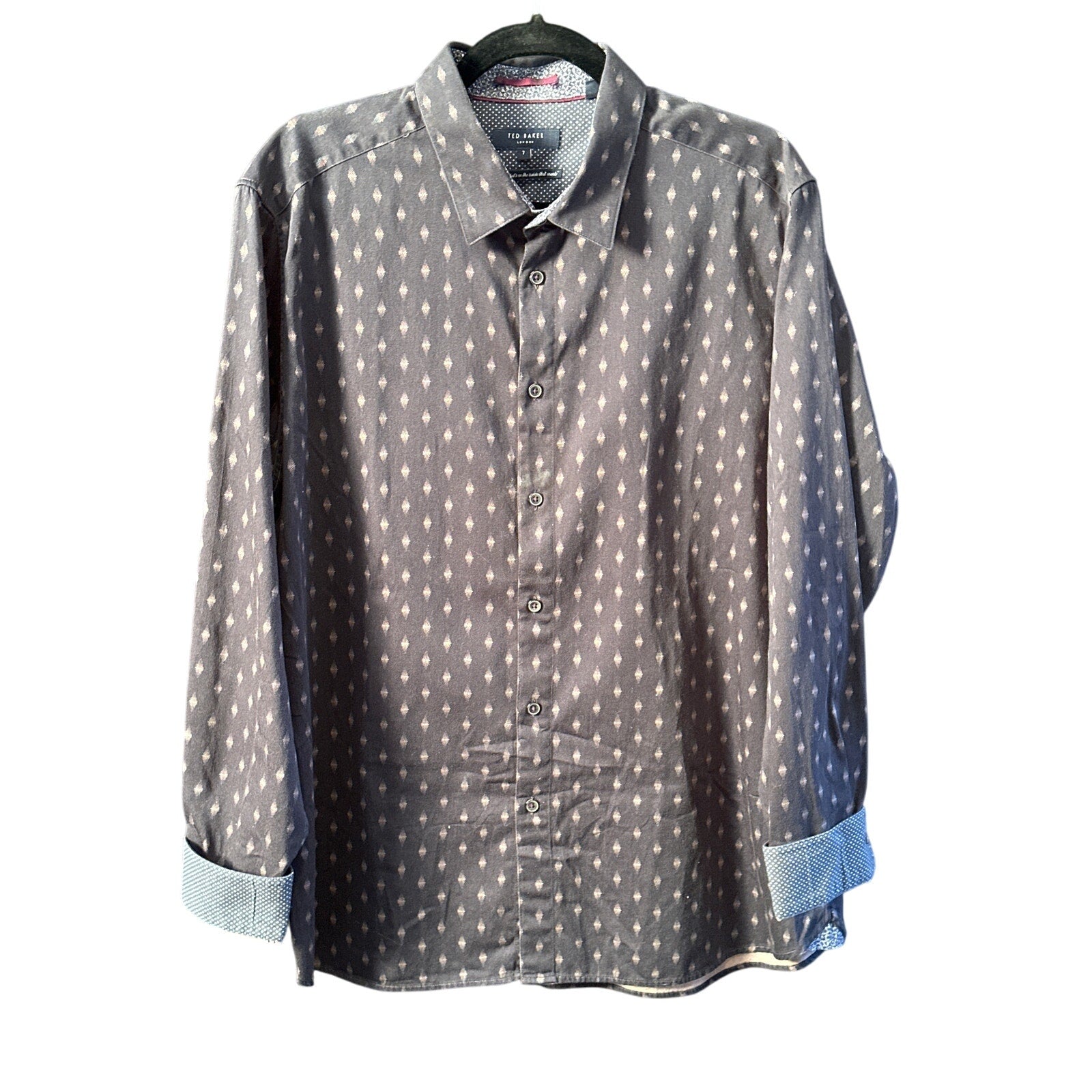 Men’s Ted Baker Button Down Black/pink diamond pattern Size 7
