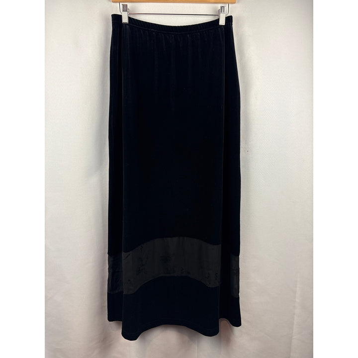 Women’s Vintage Rialto Collection Medium Black Velvet Maxi Skirt