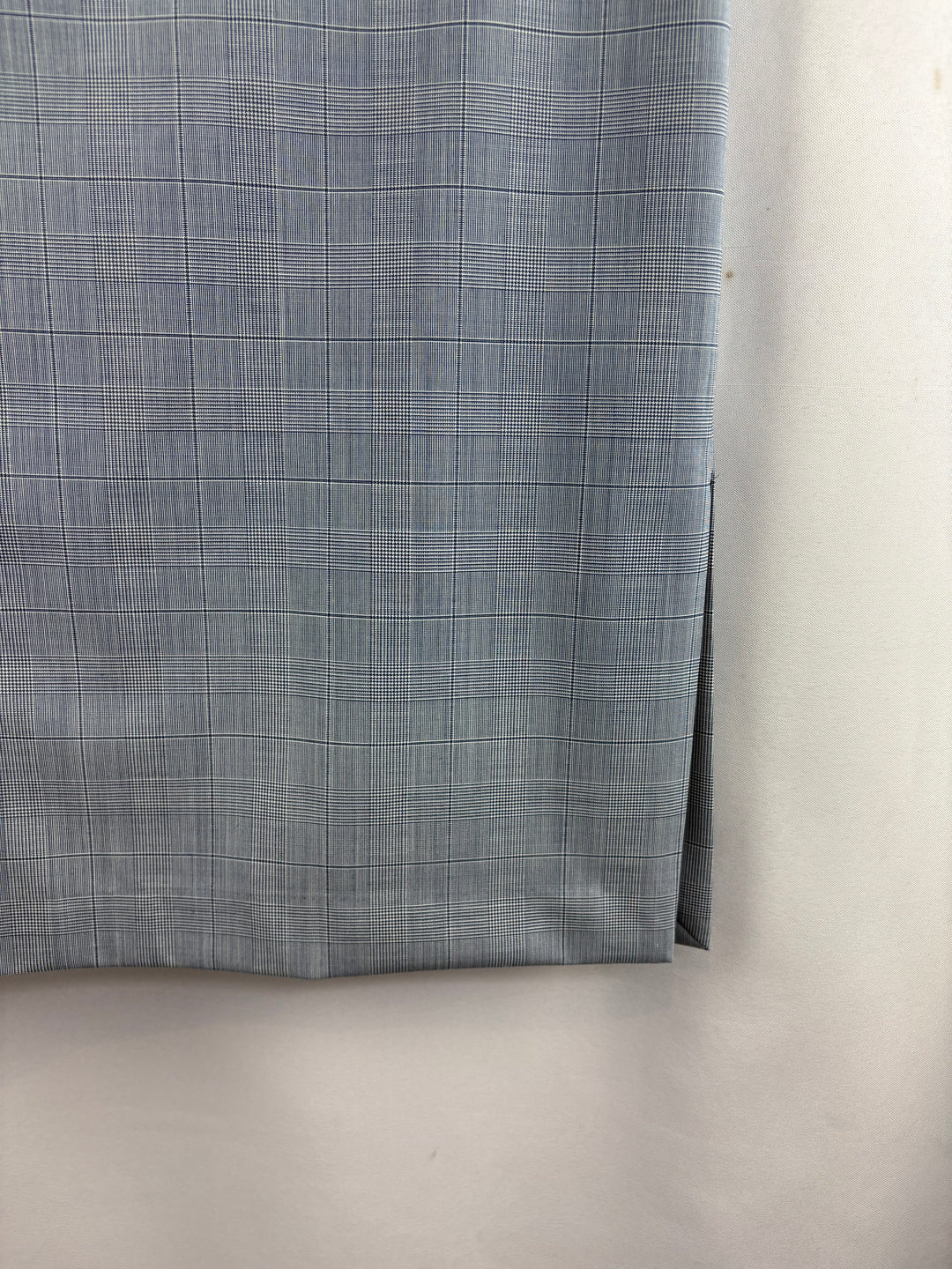 Women’s Banana Republic Size 4T Gray & Blue Plaid Pencil Skirt