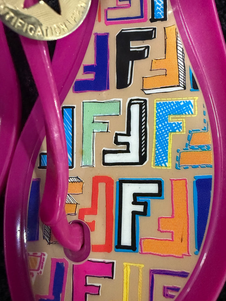 Fendi Hot Pink Jelly Thong Sandals Logo Charm Y2K EU 40 US 10