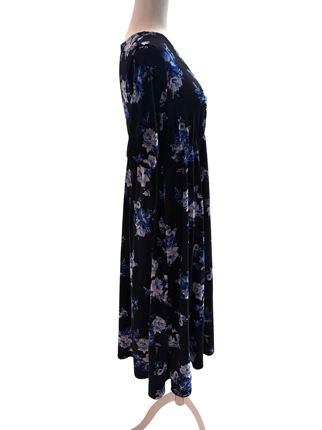 torrid Black Midi Dress with Blue and White Floral Print Size 1*