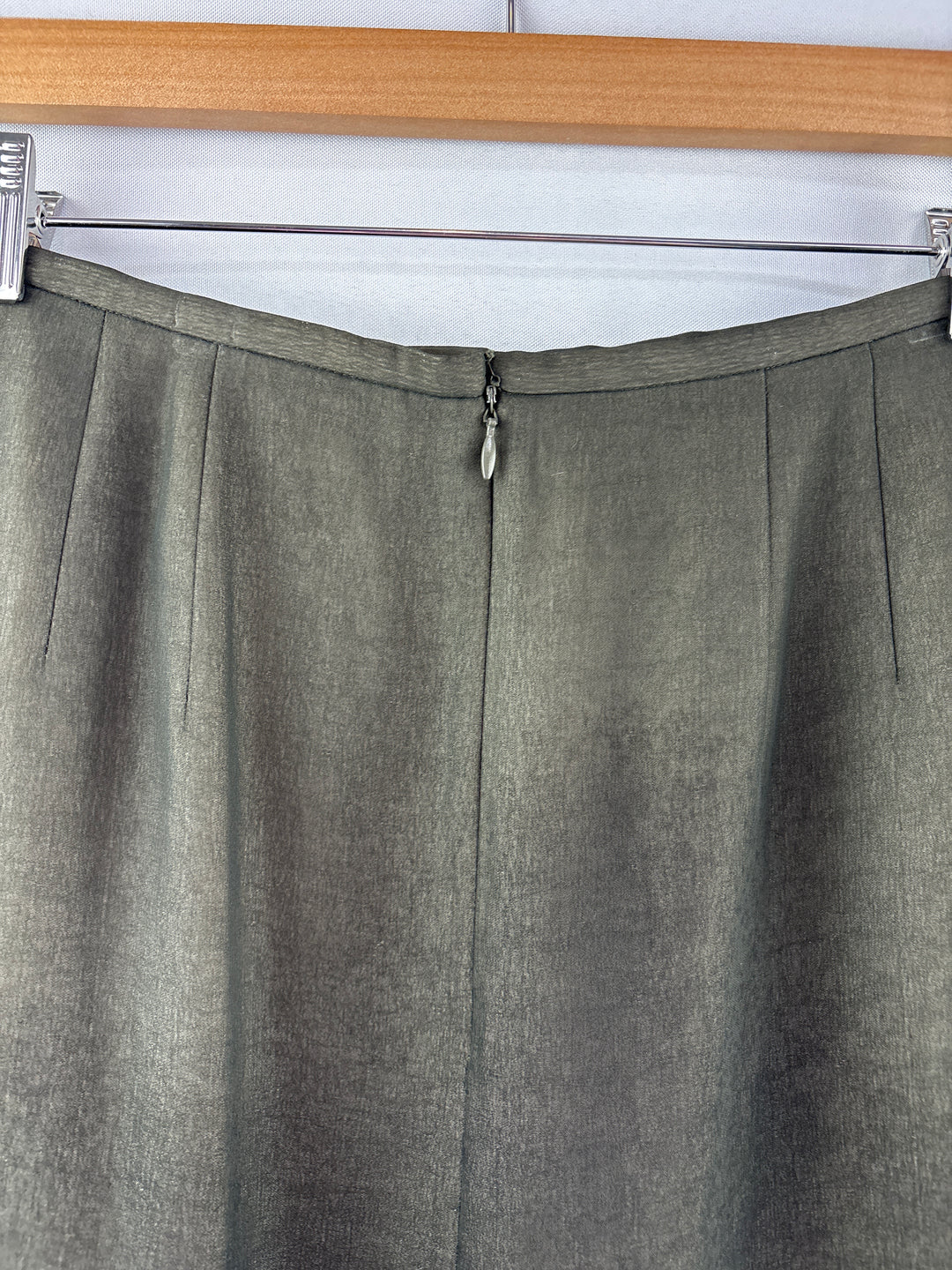 Women’s Ann Taylor Loft Size 4 Dark Sage Midi Pencil Skirt