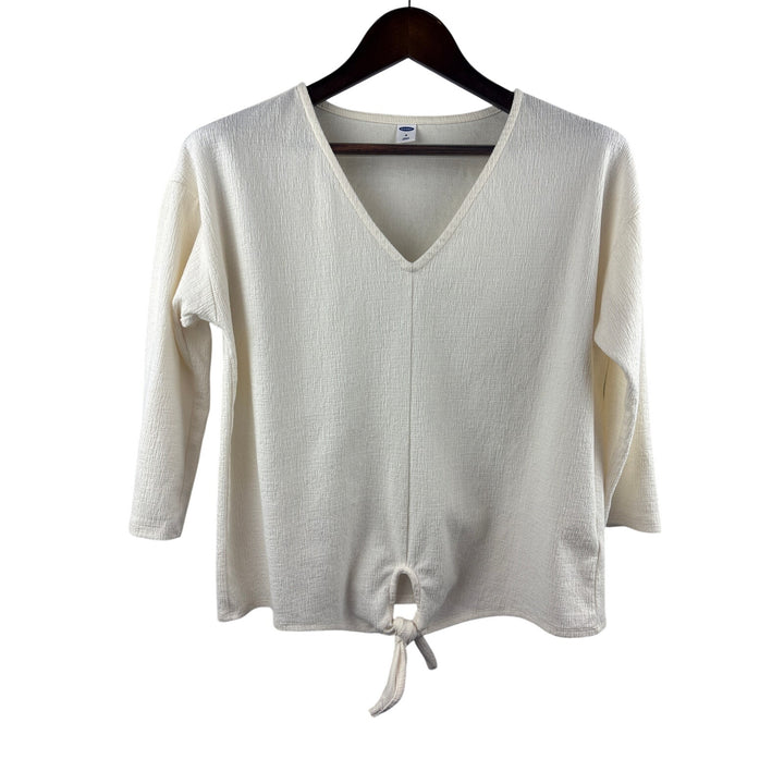 Women’s Old Navy Medium Cream 3/4 Sleeve Shirt w/ Front Knot