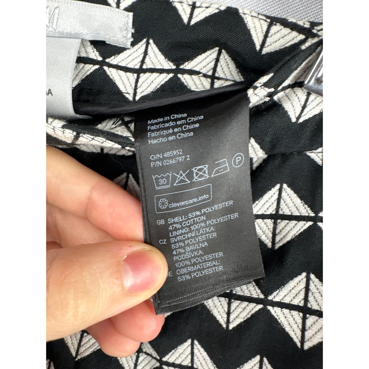 Women’s H&M Size 10 Black & White Abstract Patterned Asymmetrical Skirt